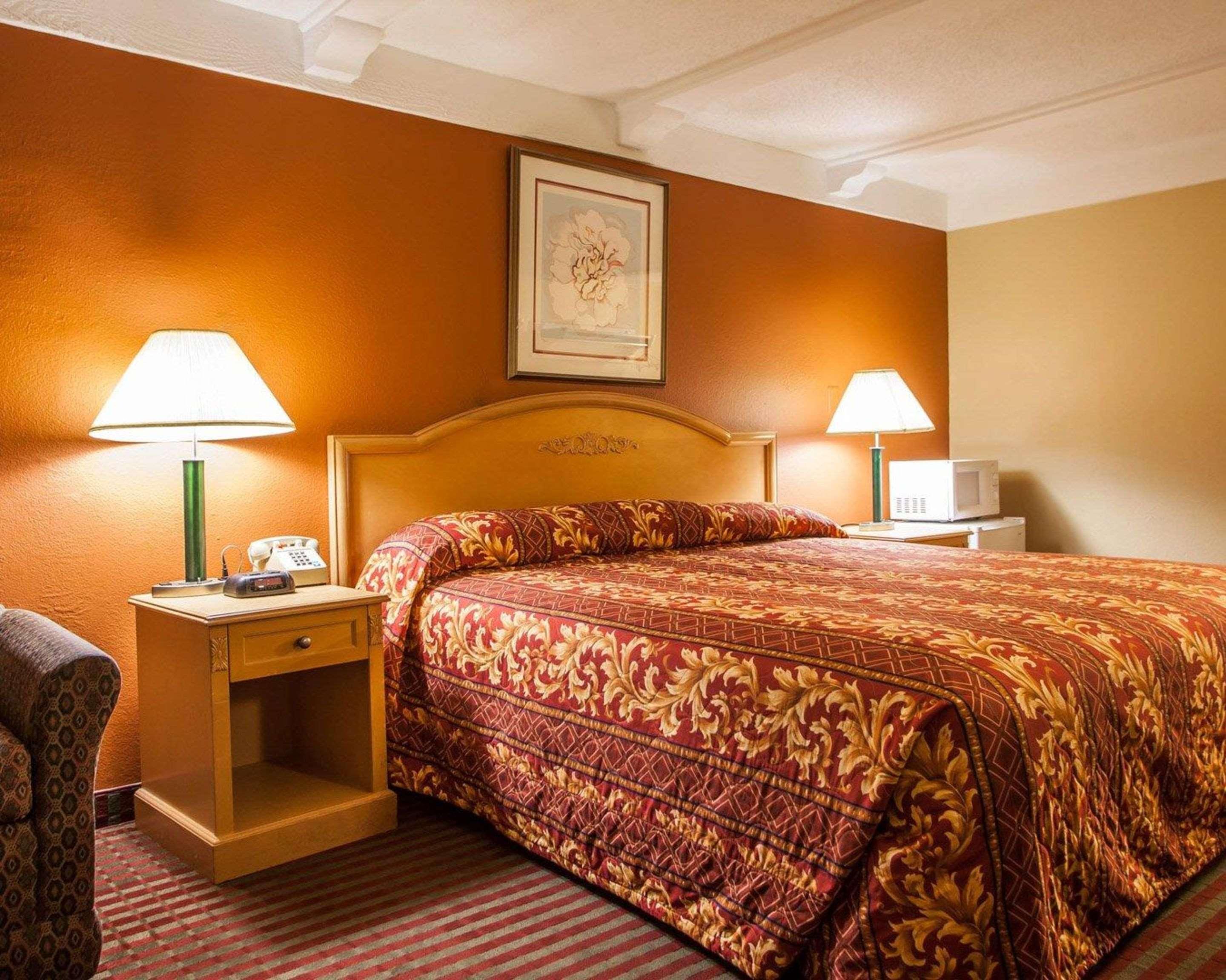 Relax Inn Saint Charles Extérieur photo