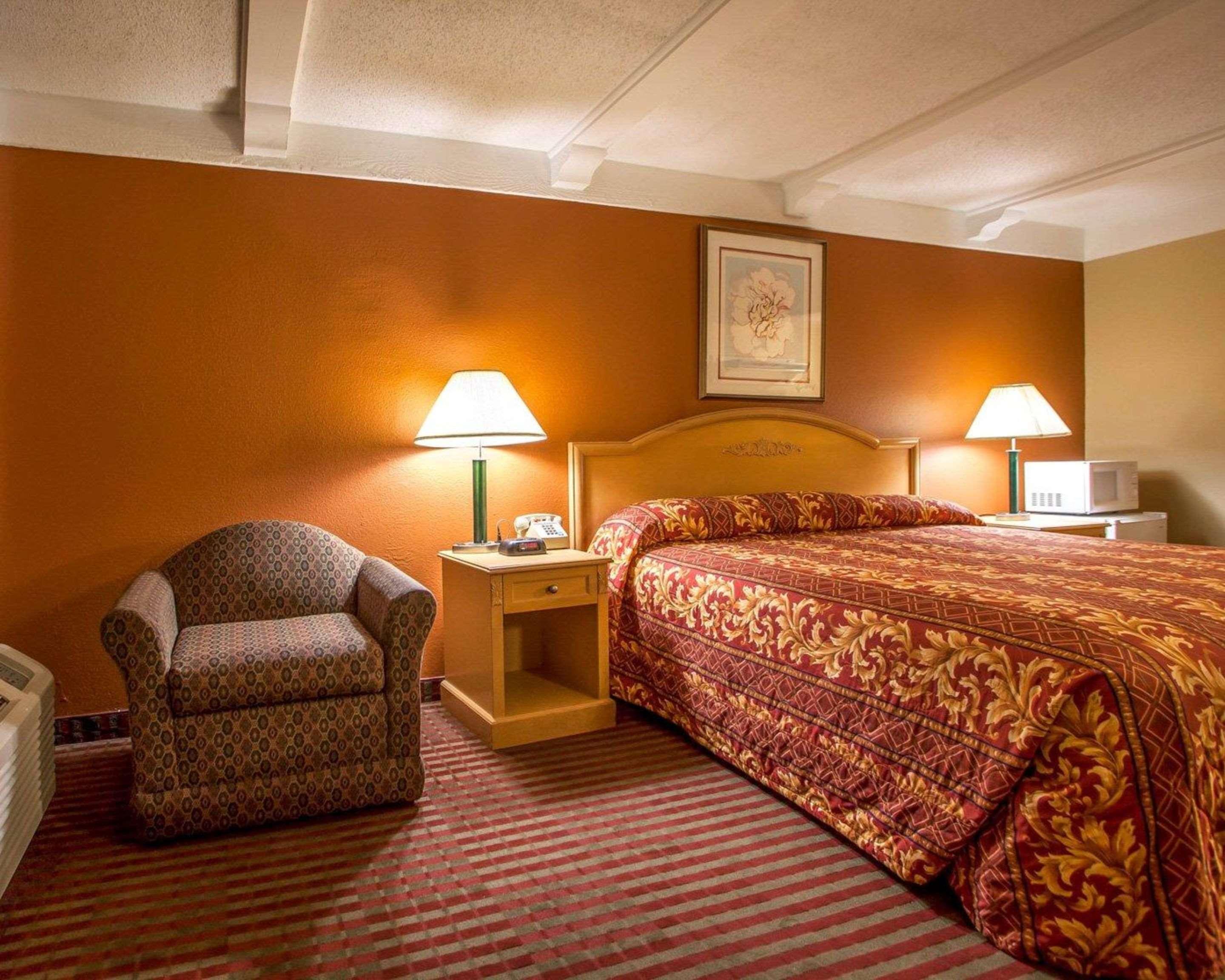 Relax Inn Saint Charles Extérieur photo